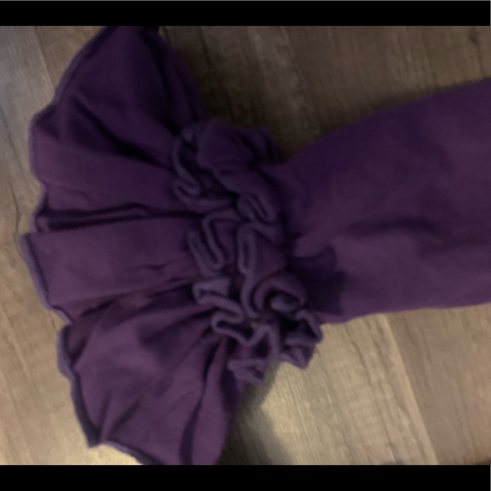 Bell bottoms - Picture 2 of 3